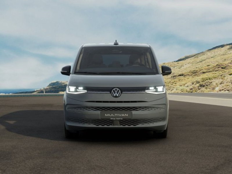 Volkswagen Multivan nuova a Vicenza (8)