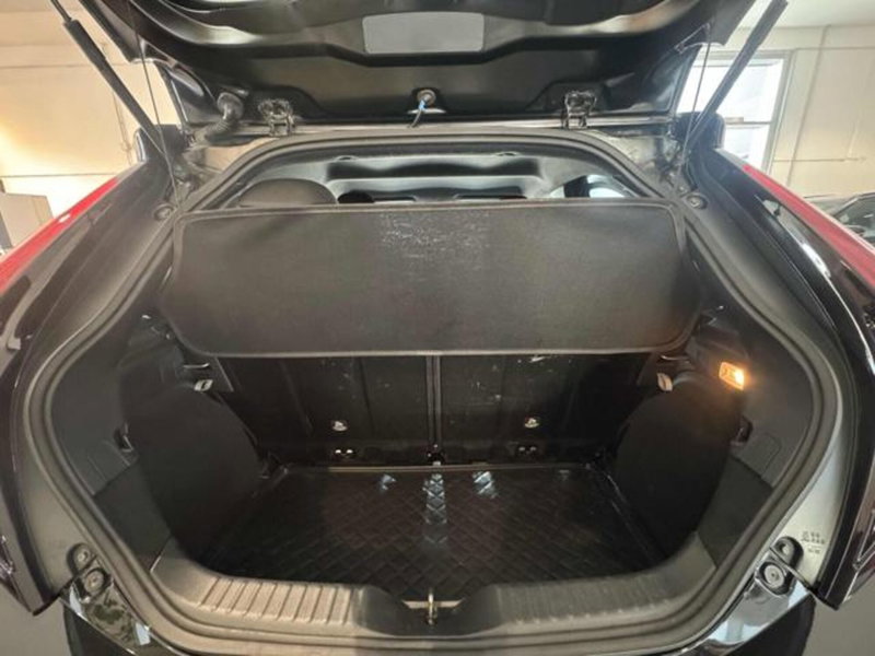 Toyota Aygo X usata a Sassari (12)