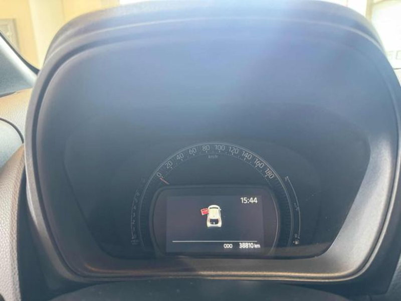 Toyota Aygo X usata a Sassari (14)