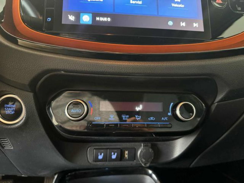 Toyota Aygo X usata a Sassari (16)