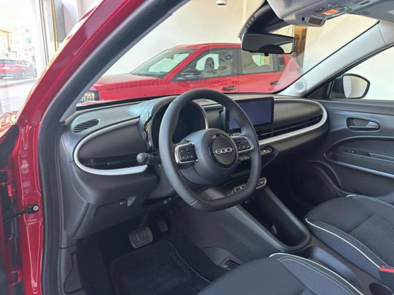 Fiat 600 nuova a Vercelli (9)