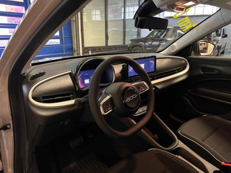 Fiat 600 nuova a Vercelli (14)