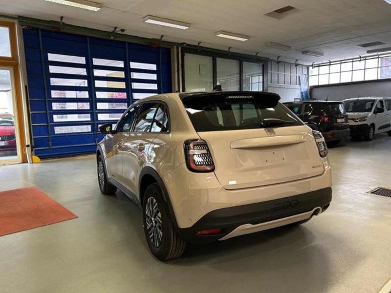 Fiat 600 nuova a Vercelli (5)