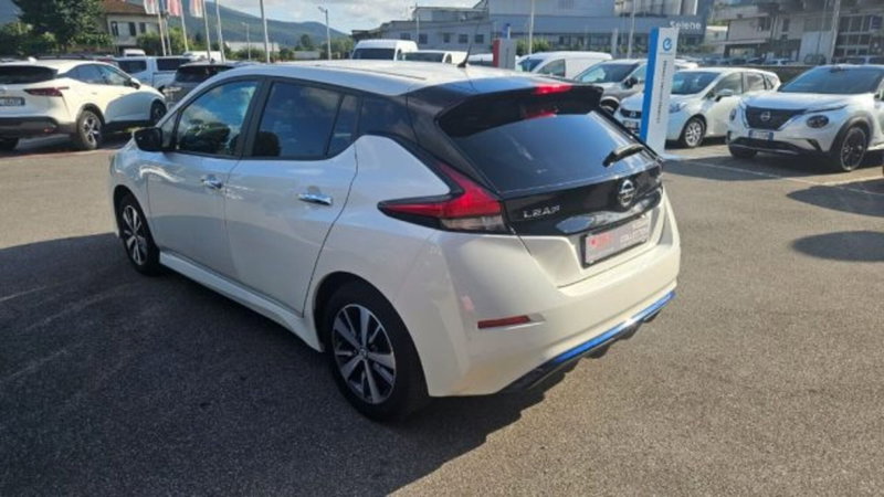 Nissan Leaf usata a Lucca (6)