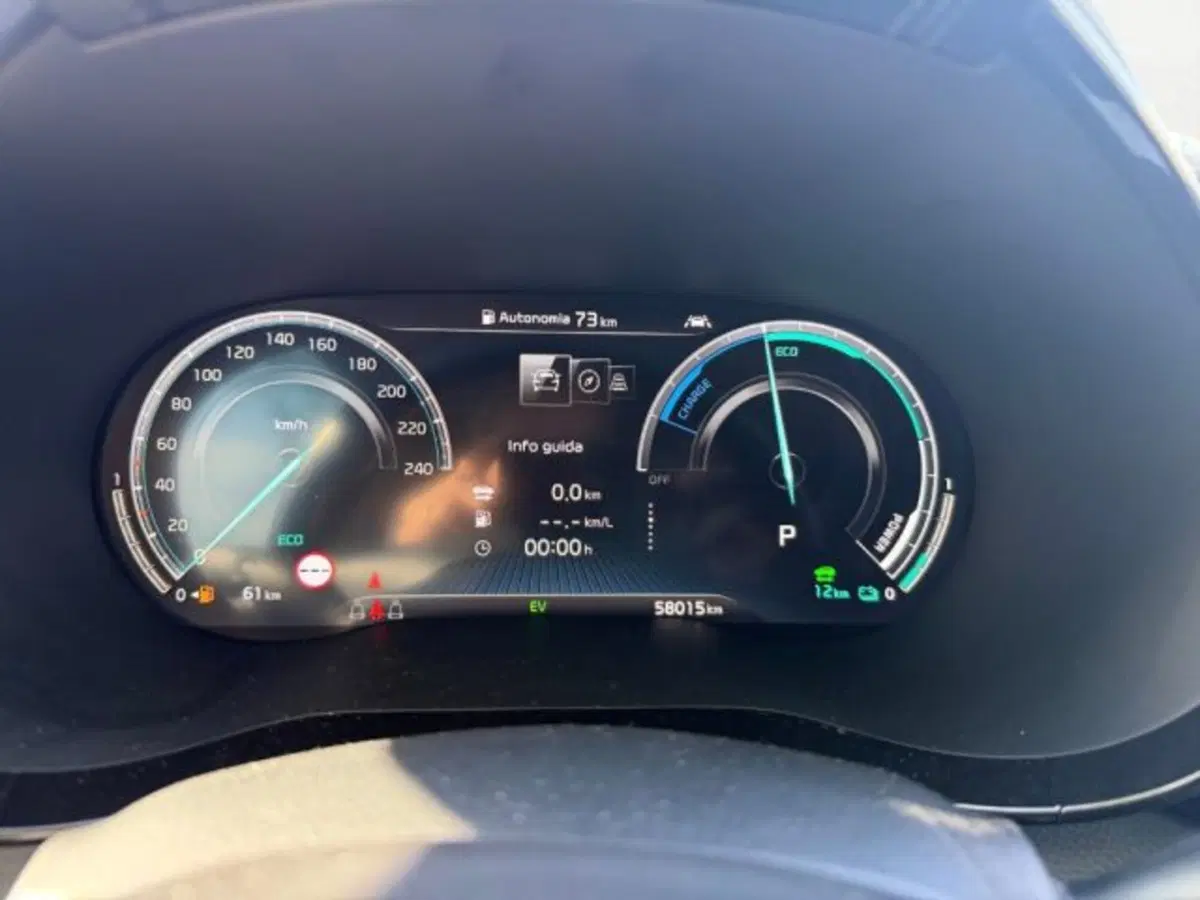 Kia XCeed usata a Udine (12)