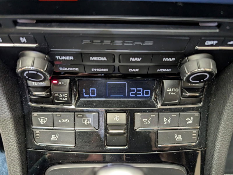 Porsche 718 Cayman  usata a Teramo (17)