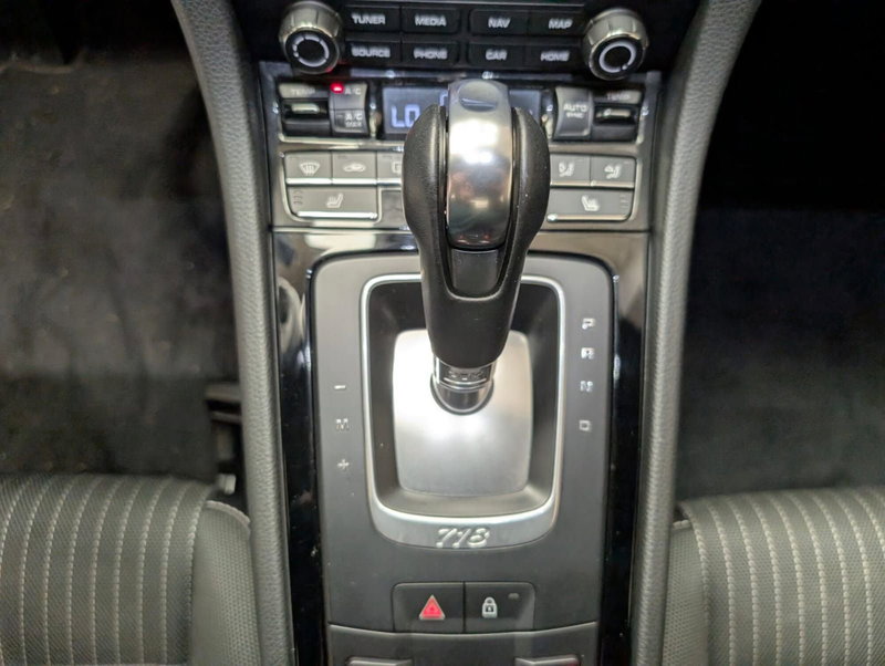 Porsche 718 Cayman  usata a Teramo (18)