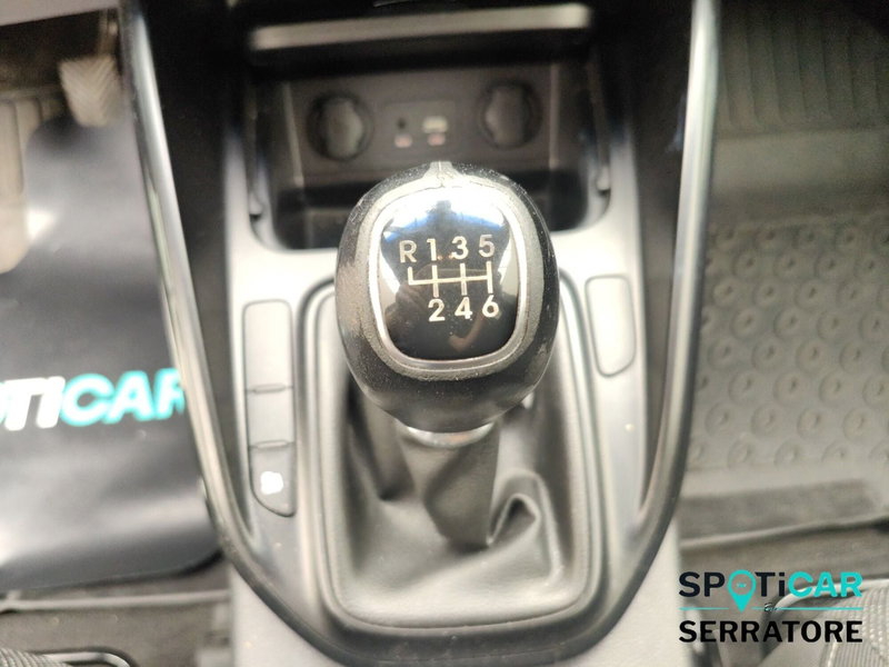 Kia Carens usata a Como (18)