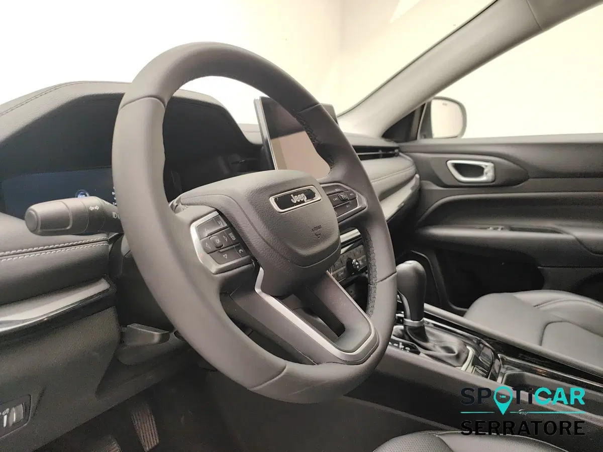 Jeep Compass usata a Como (9)