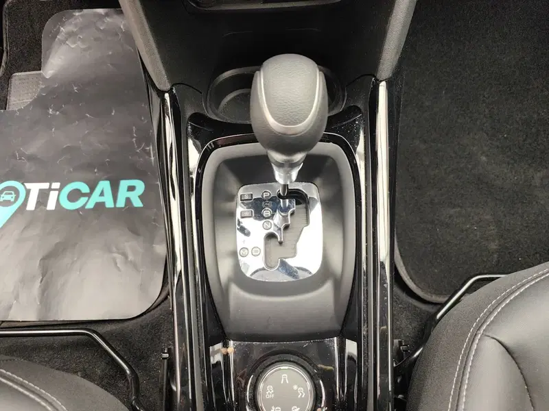 Peugeot 2008 usata a Como (19)