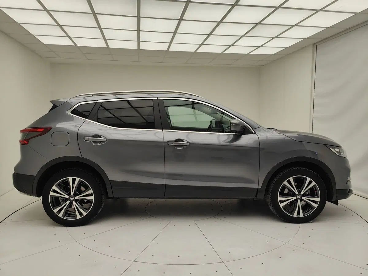 Nissan Qashqai usata a Como (18)