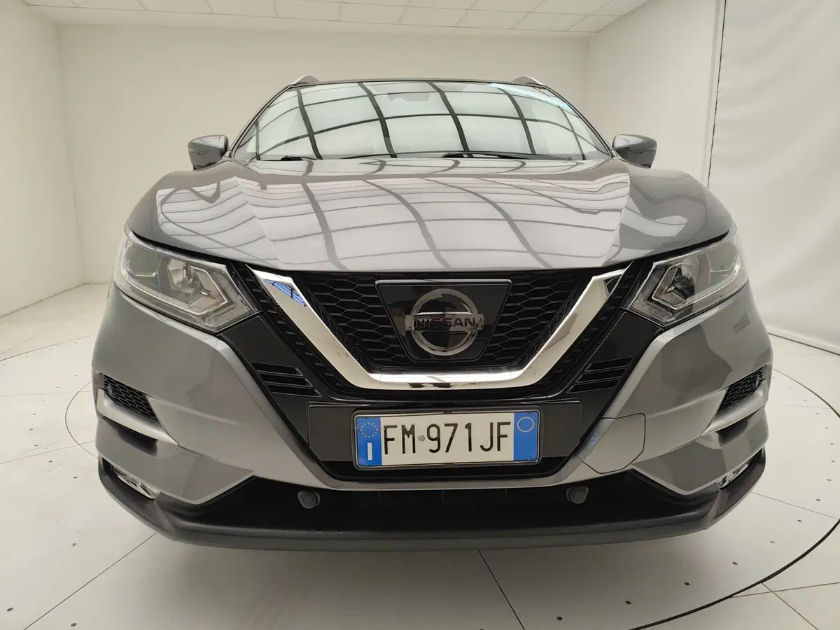 Nissan Qashqai usata a Como (2)