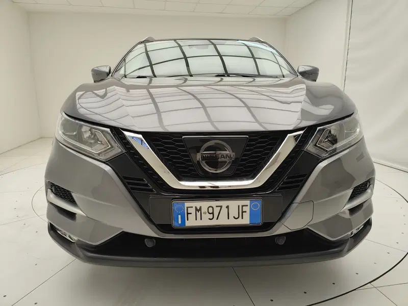 Nissan Qashqai usata a Como (2)