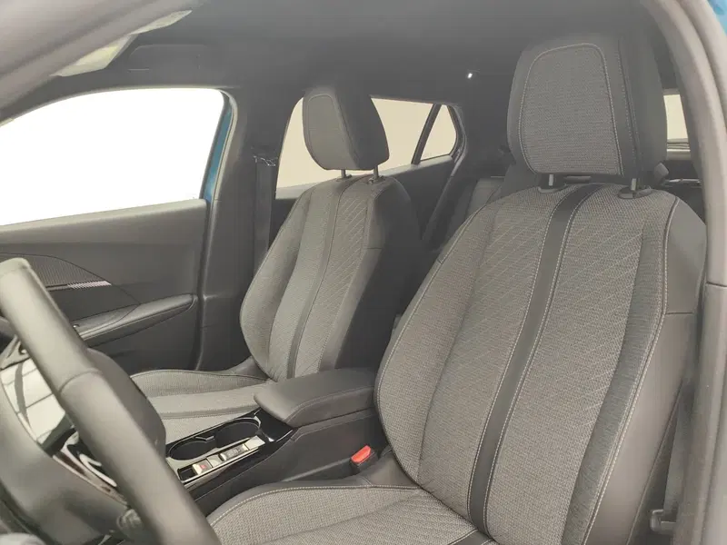 Peugeot 2008 usata a Como (11)