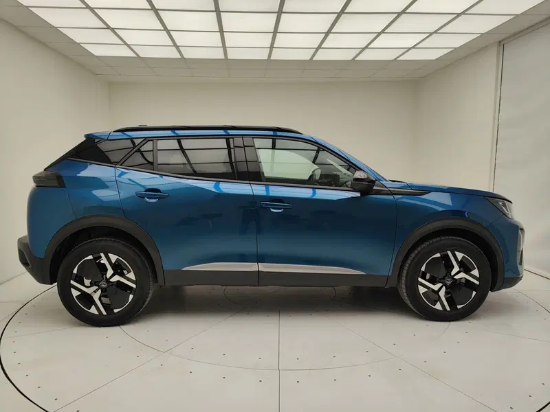 Peugeot 2008 usata a Como (18)