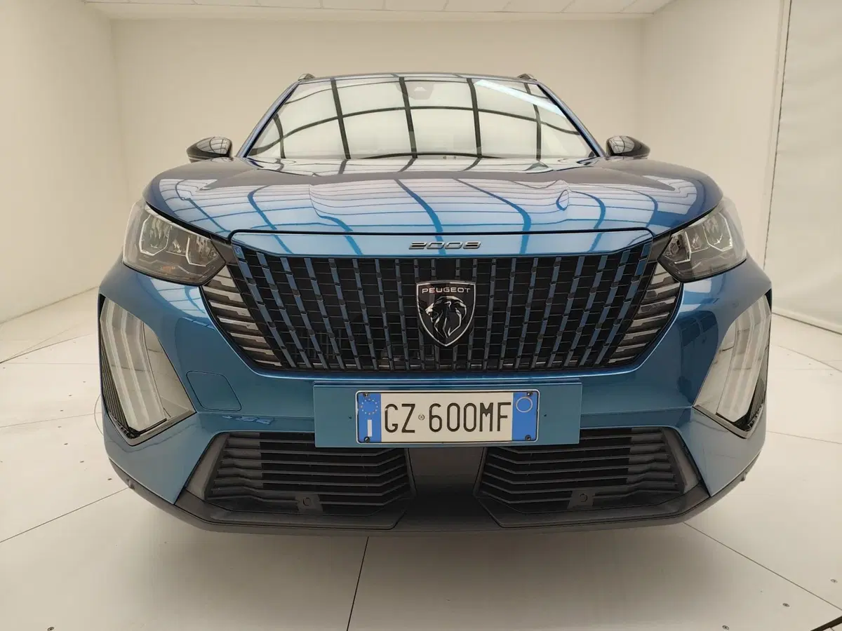 Peugeot 2008 usata a Como (2)