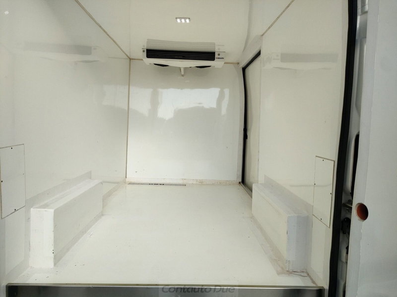 Peugeot Boxer usata a Caserta (12)