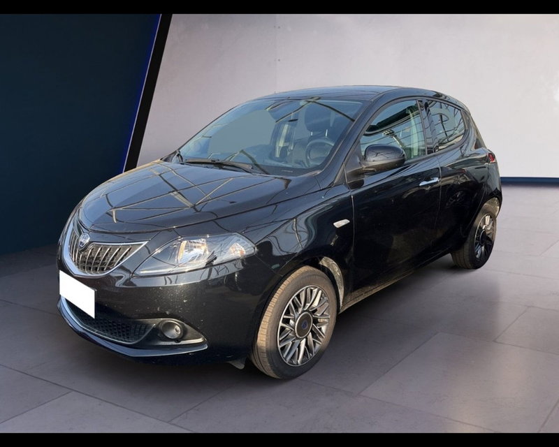 Lancia Ypsilon usata a Torino (7)