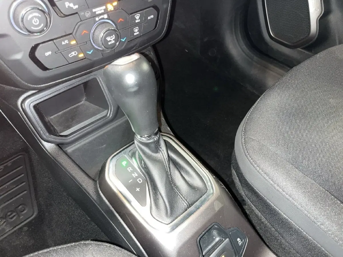 Jeep Renegade usata a Torino (14)
