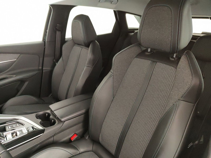 Peugeot 3008 usata a Caserta (16)