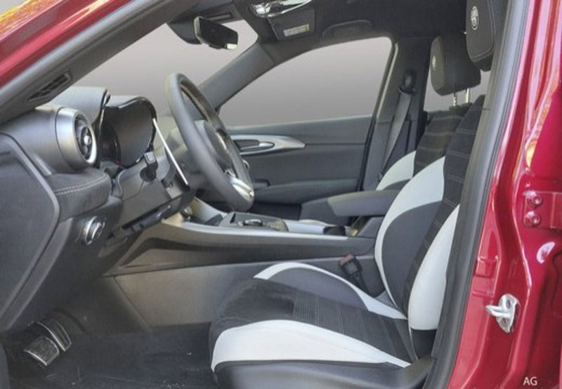 Alfa Romeo Tonale nuova a Caserta (10)