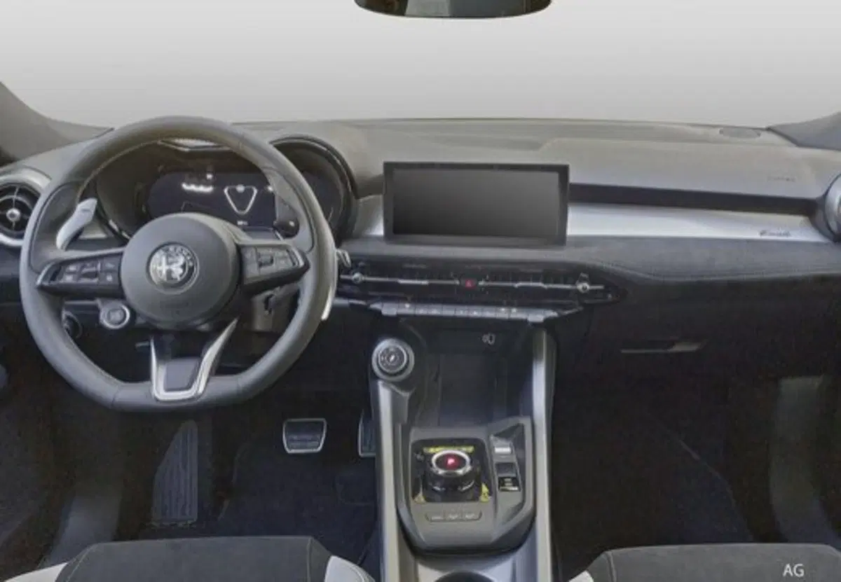 Alfa Romeo Tonale nuova a Caserta (12)