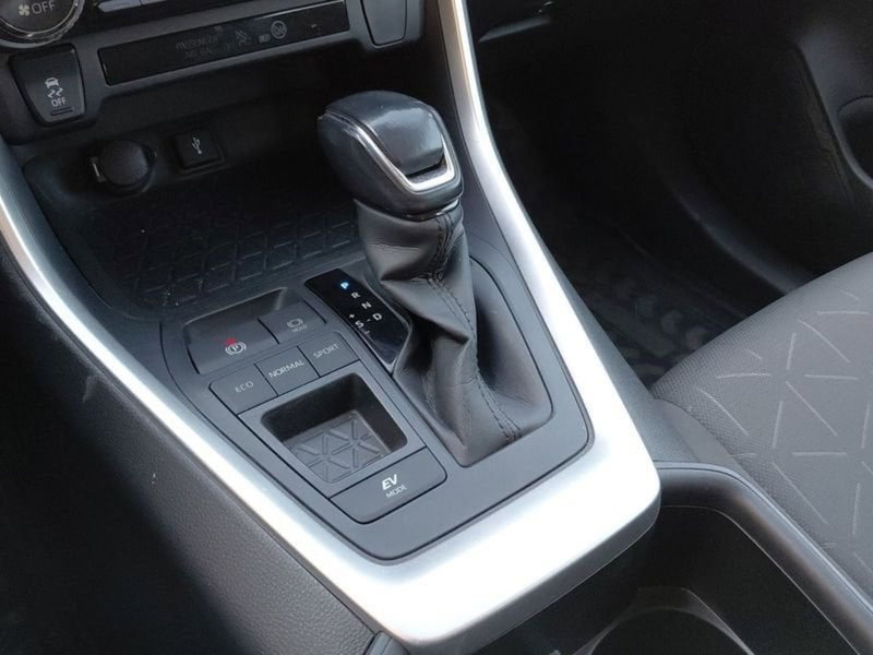 Toyota Rav4 usata a Cagliari (15)