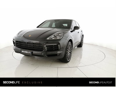 Porsche Cayenne 3.0 V6 E-Hybrid del 2019 usata a San Salvo