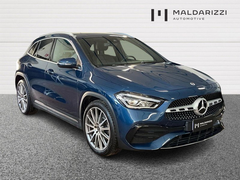Mercedes-Benz GLA SUV usata a Lecce