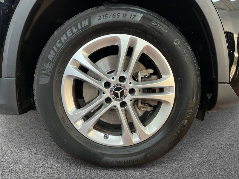 Mercedes-Benz GLA SUV usata a Bari (6)