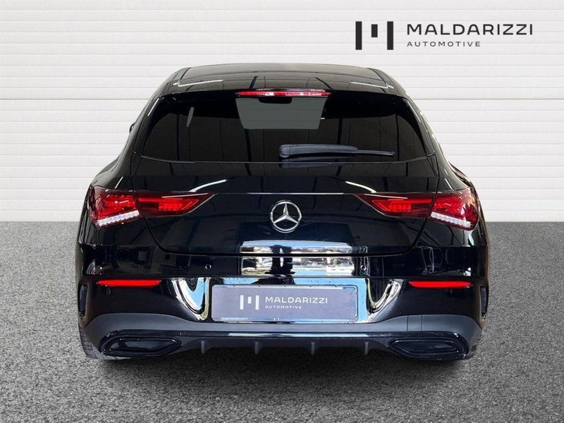 Mercedes-Benz CLA Shooting Brake usata a Bari (3)