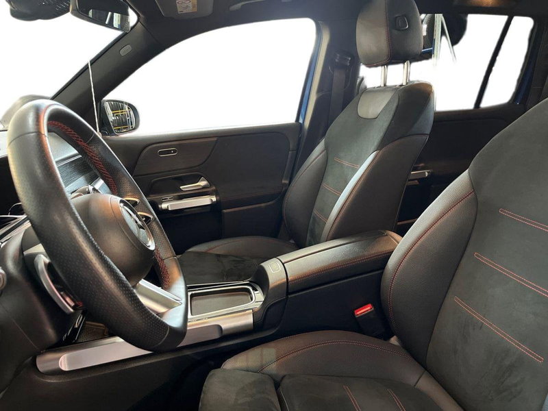 Mercedes-Benz GLB usata a Bari (7)