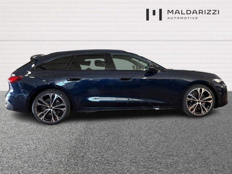 Audi A5 Avant nuova a Bari (5)