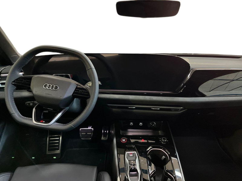Audi A5 Avant nuova a Bari (8)