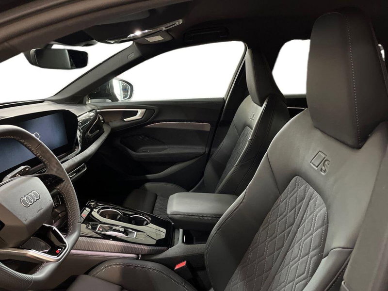 Audi A5 Avant nuova a Bari (7)