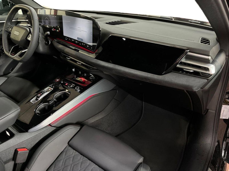 Audi A5 Avant nuova a Bari (9)