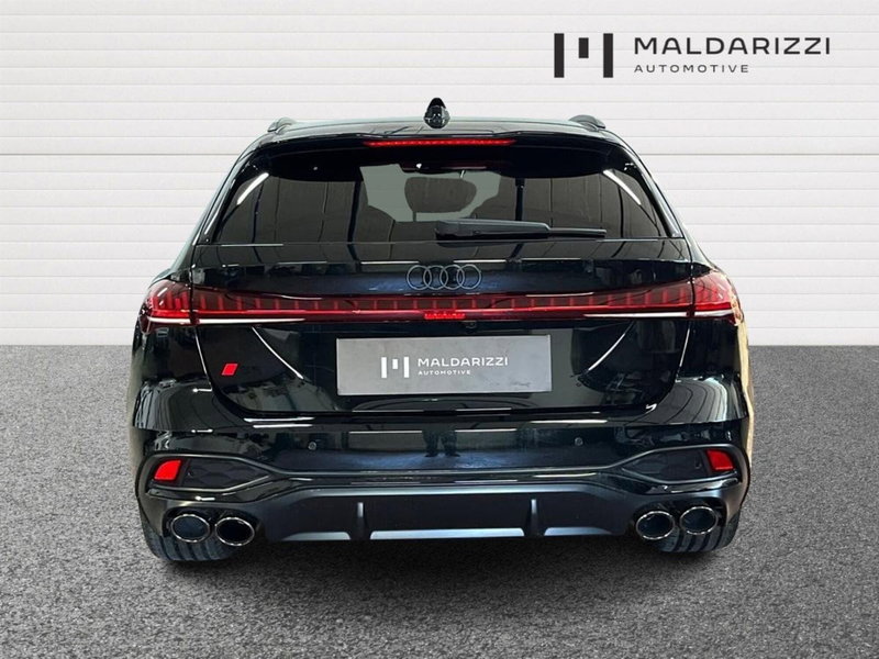 Audi A5 Avant nuova a Bari (3)