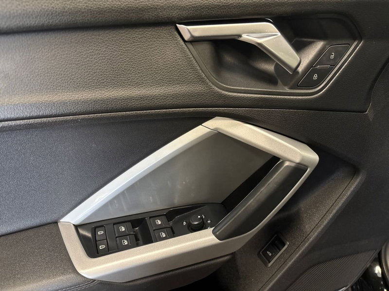 Audi Q3 Sportback usata a Pescara (12)