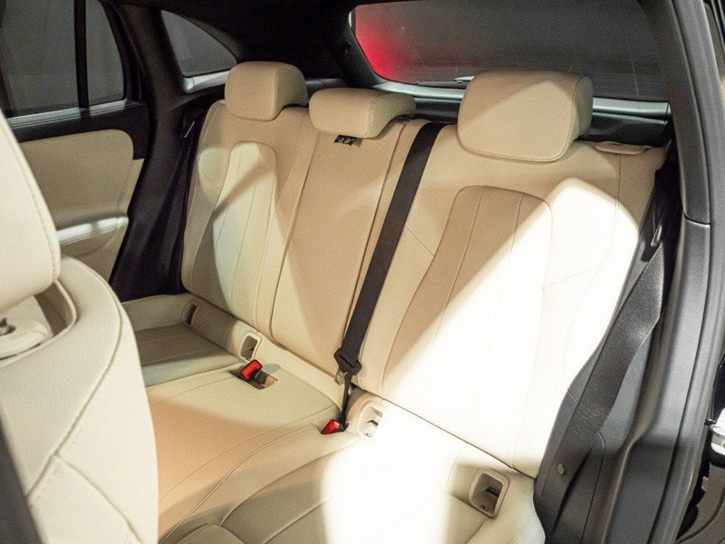 Mercedes-Benz GLA SUV nuova a Ancona (12)