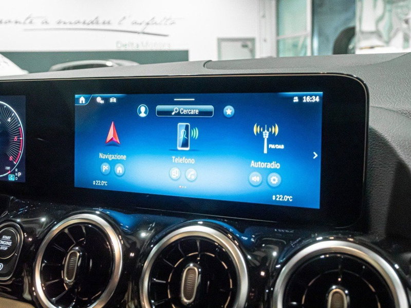 Mercedes-Benz GLA SUV nuova a Ancona (18)