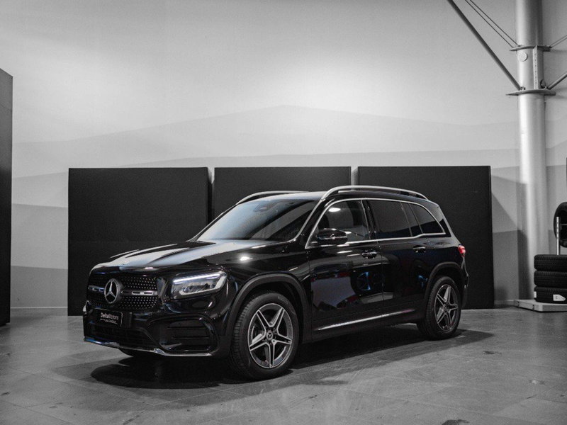 Mercedes-Benz GLB nuova a Macerata