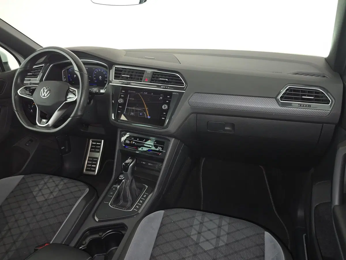 Volkswagen Tiguan usata a Asti (13)