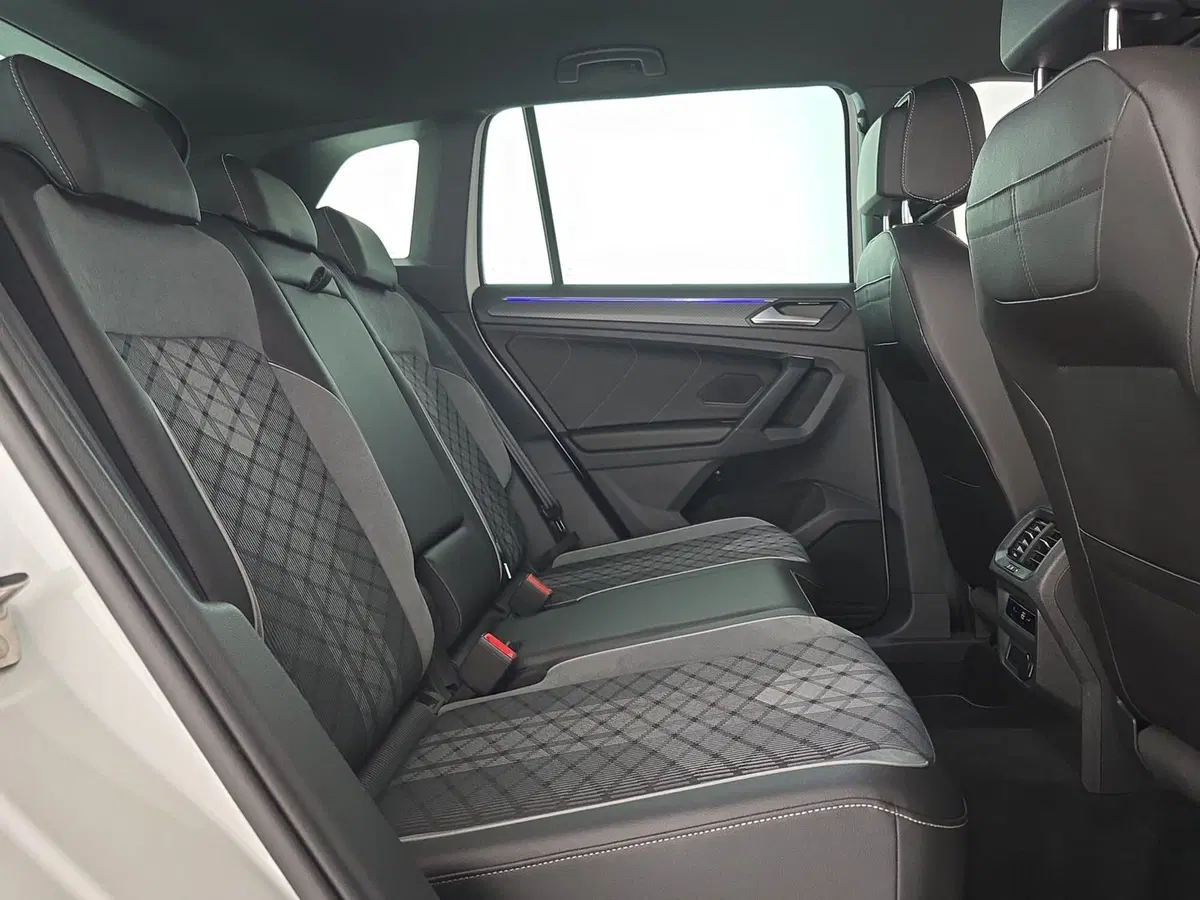 Volkswagen Tiguan usata a Asti (15)
