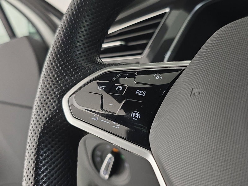 Volkswagen Tiguan usata a Asti (17)