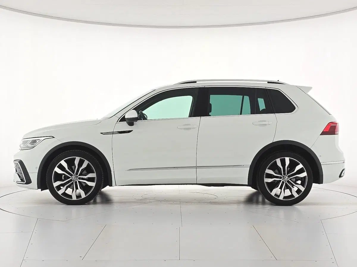 Volkswagen Tiguan usata a Asti (3)