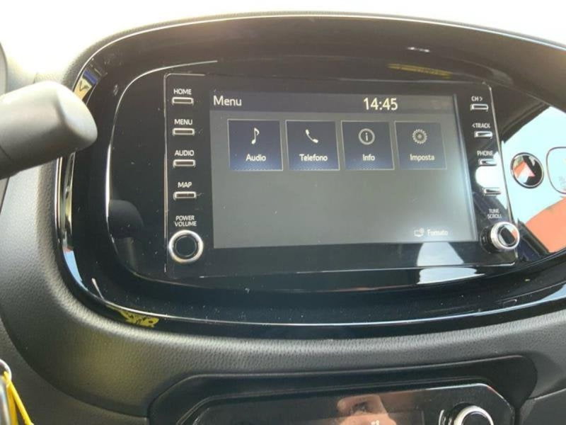 Toyota Aygo X usata a Perugia (11)