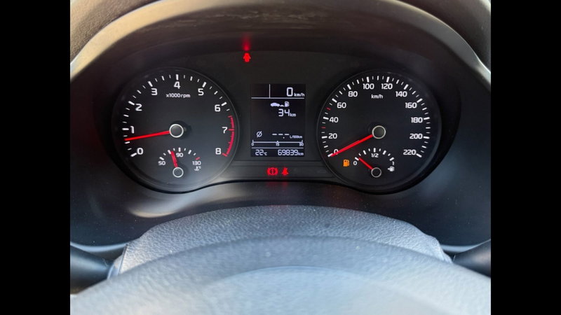 Kia Stonic usata a Palermo (12)