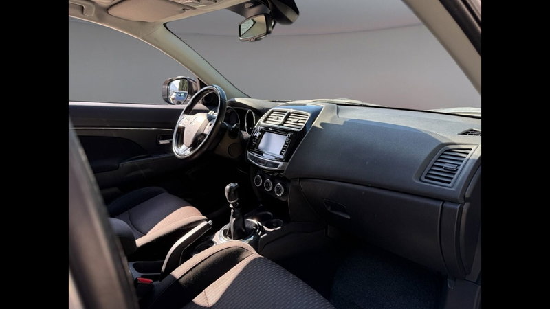 Mitsubishi ASX usata a Palermo (10)