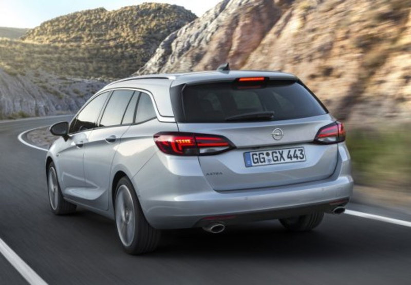 Opel Astra Station Wagon usata a Palermo (12)