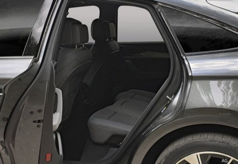 Audi Q5 Sportback nuova a Palermo (17)